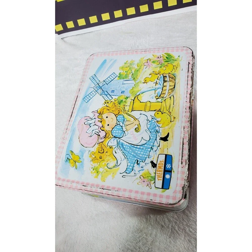 Polly Pal vintage tin
